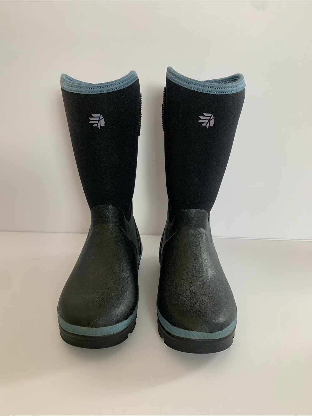 LaCrosse Woman’s Black Rain Boots with Light Blue Trim size 7 mm